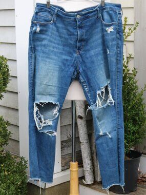 Old Navy Extra High-Rise Rockstar Super Skinny Distressed Frayed Holes Jeans 18